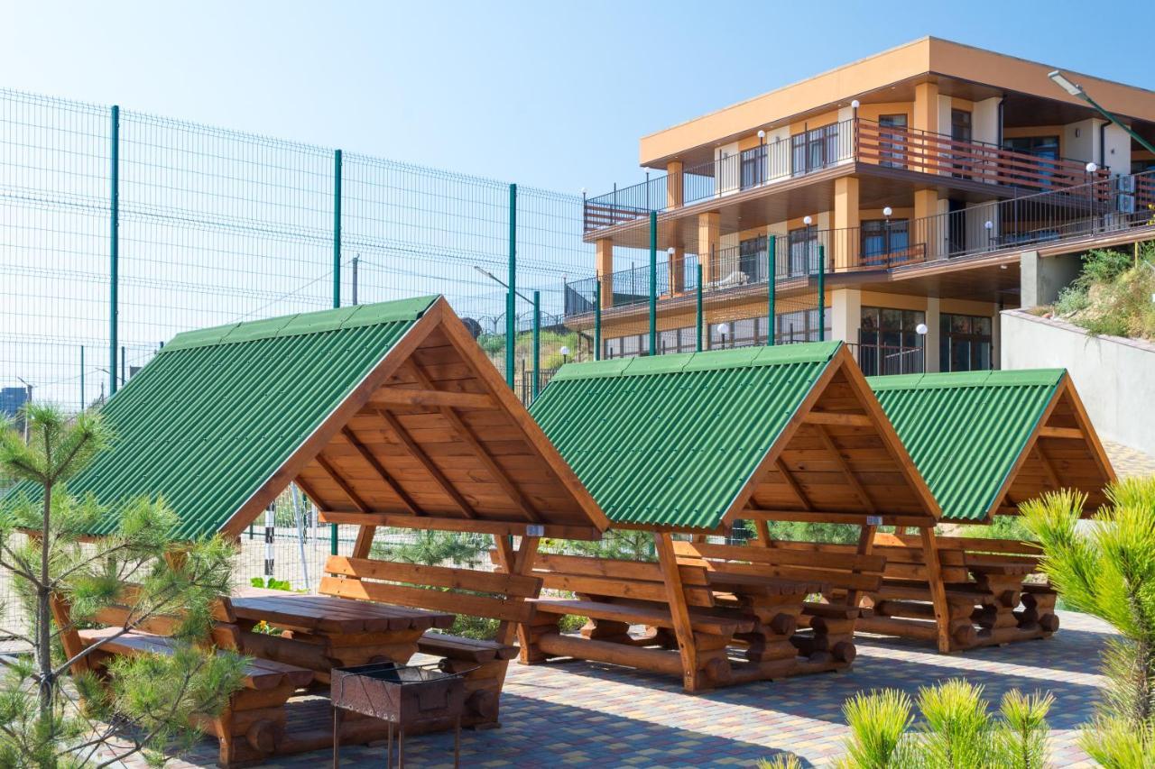 Парк-Отель Коттеджи Меркурий Hrybiwka Exterior foto